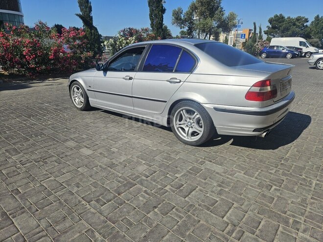 BMW 320-6