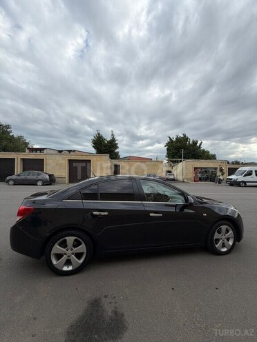 Chevrolet Cruze-8