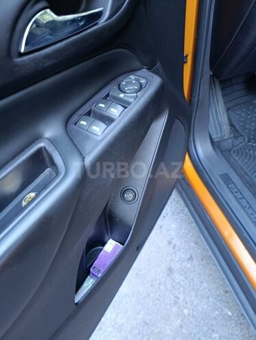 Chevrolet Equinox-7