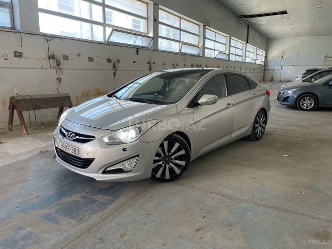 Hyundai i40-2