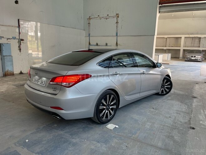 Hyundai i40-4