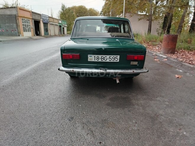 LADA (VAZ) 21011-2