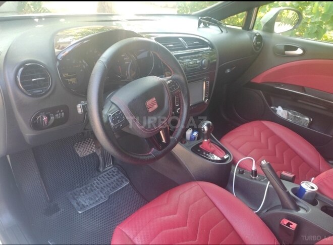 SEAT Leon-3
