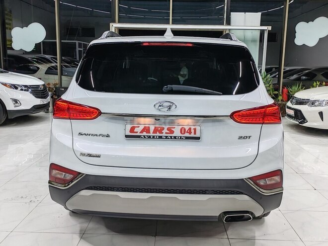 Hyundai Santa Fe-6