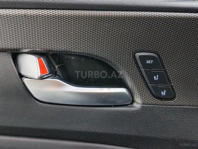 Hyundai Santa Fe-19