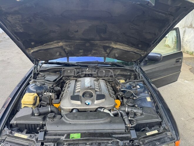 BMW 740-3