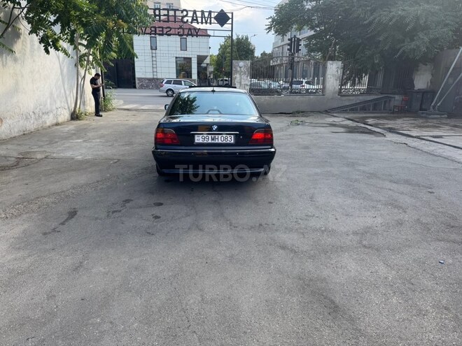 BMW 740-14
