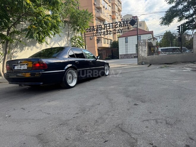 BMW 740-12