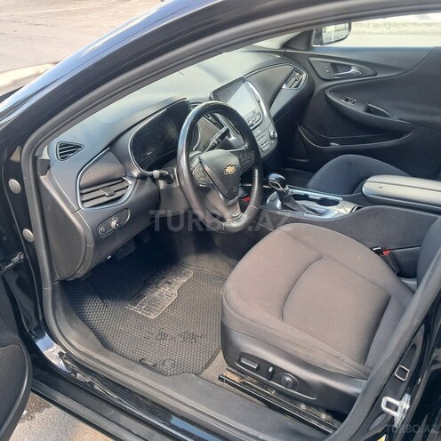Chevrolet Malibu-7