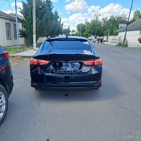 Chevrolet Malibu-3