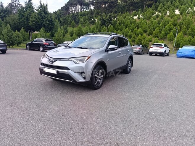 Toyota RAV4-10
