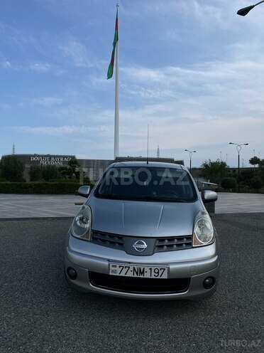 Nissan Note-1