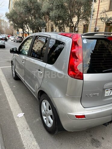 Nissan Note-4