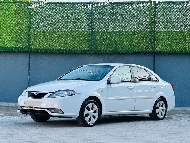 Daewoo Gentra-10