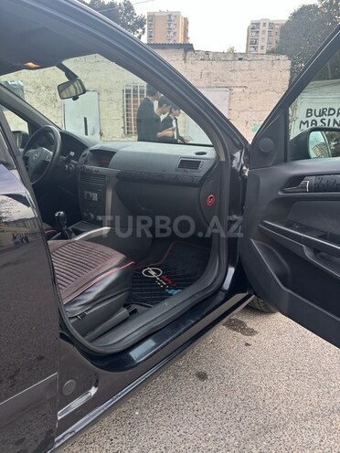 Opel Astra-11