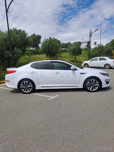 Kia Optima-3