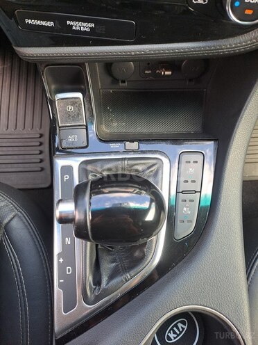 Kia Optima-12