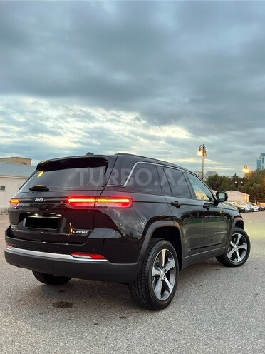 Jeep Grand Cherokee-8