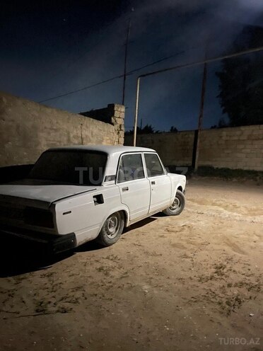 LADA (VAZ) 2107-4