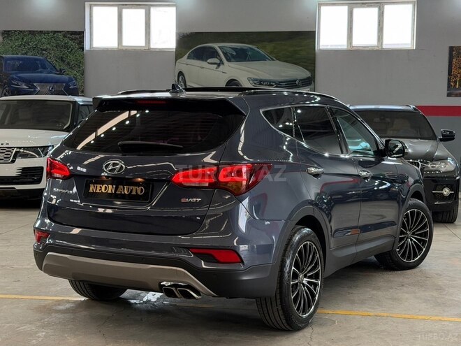 Hyundai Santa Fe-5