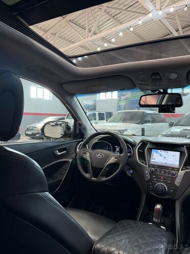 Hyundai Santa Fe-25