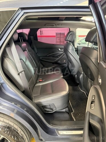 Hyundai Santa Fe-18