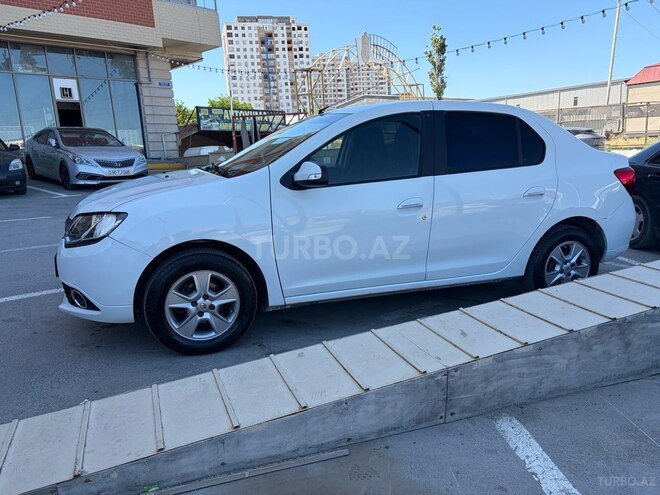 Renault Logan-4