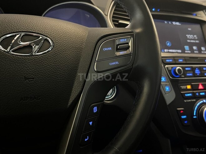 Hyundai Santa Fe-6