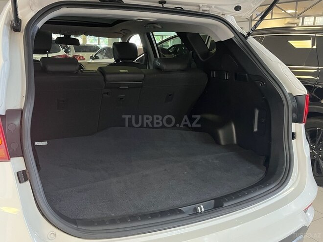 Hyundai Santa Fe-20