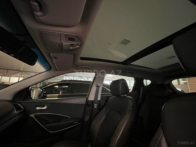 Hyundai Santa Fe-14