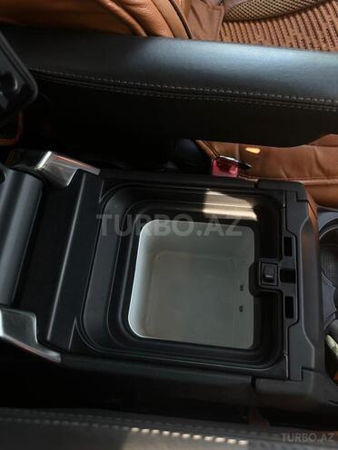 Land Rover Discovery-6