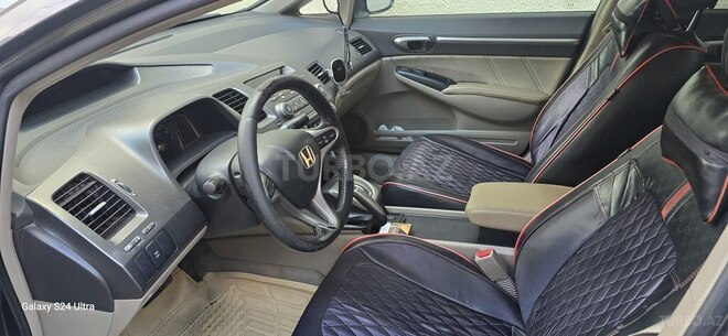 Honda Civic-8