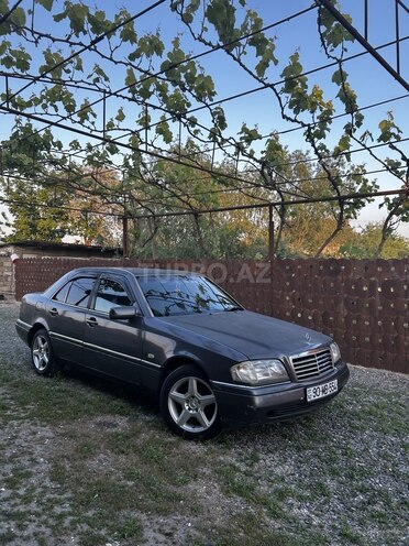 Mercedes C 180-1