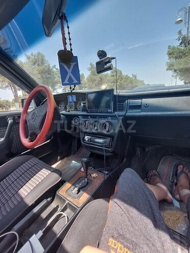 Mercedes 190-2