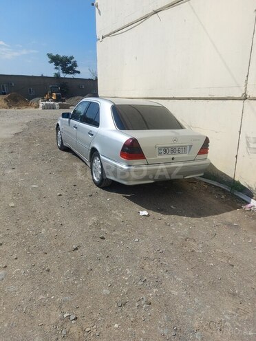 Mercedes C 240-4