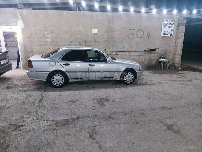 Mercedes C 240-6