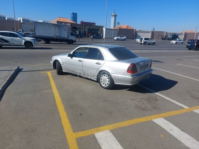 Mercedes C 240-5