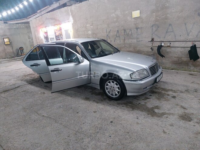 Mercedes C 240-7