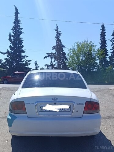 Hyundai Sonata-2