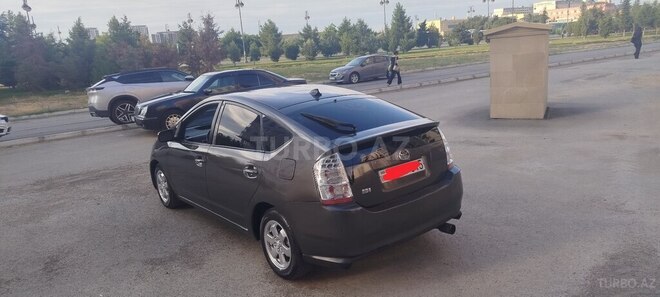 Toyota Prius-9