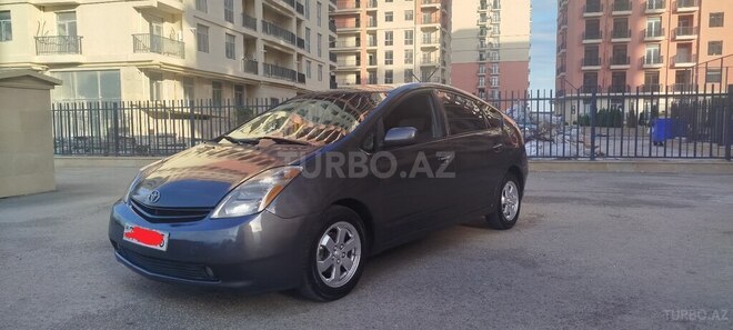 Toyota Prius-7
