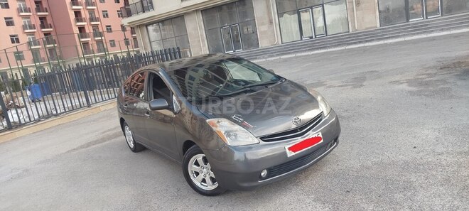 Toyota Prius-2