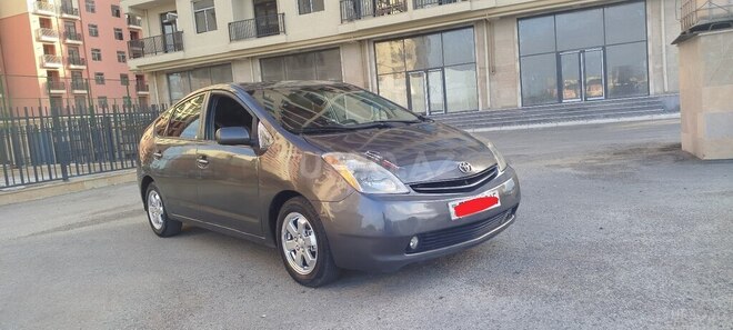 Toyota Prius-6