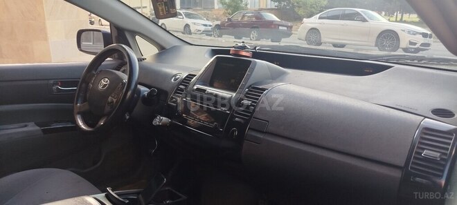 Toyota Prius-15