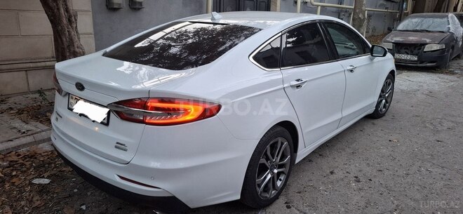 Ford Fusion (North America)-3