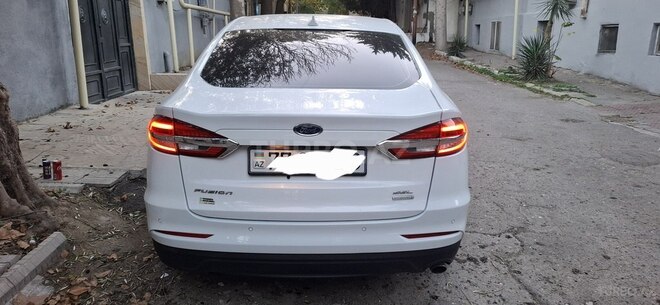 Ford Fusion (North America)-2
