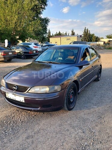 Opel Vectra-3