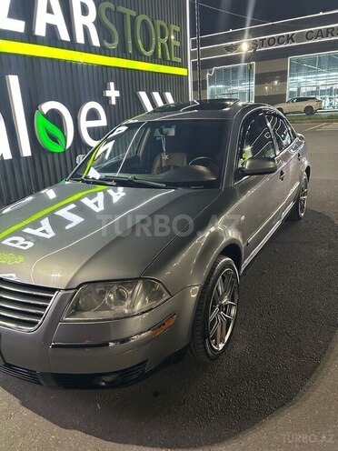 Volkswagen Passat-5