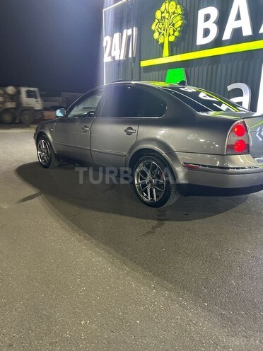 Volkswagen Passat-3