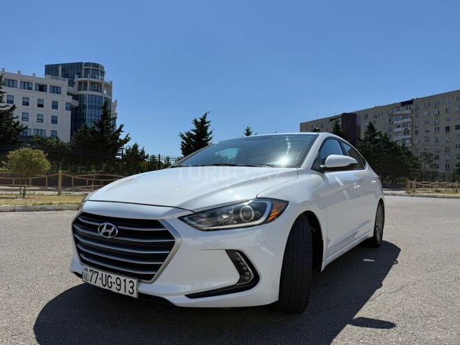 Hyundai Elantra-5